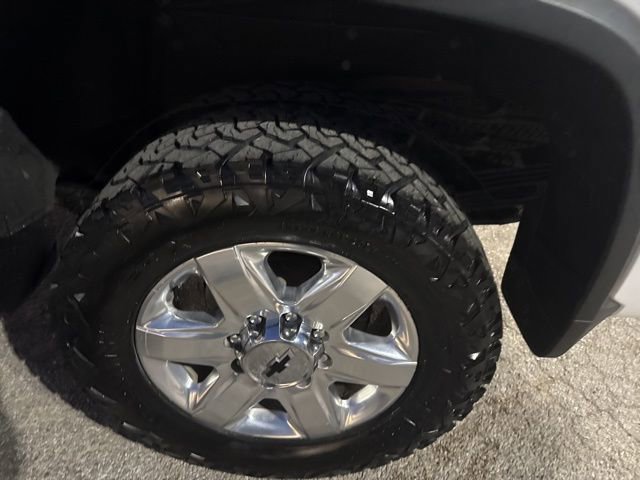 Used 2020 Chevrolet Silverado 2500 LTZ w/ LTZ Premium Package image 26