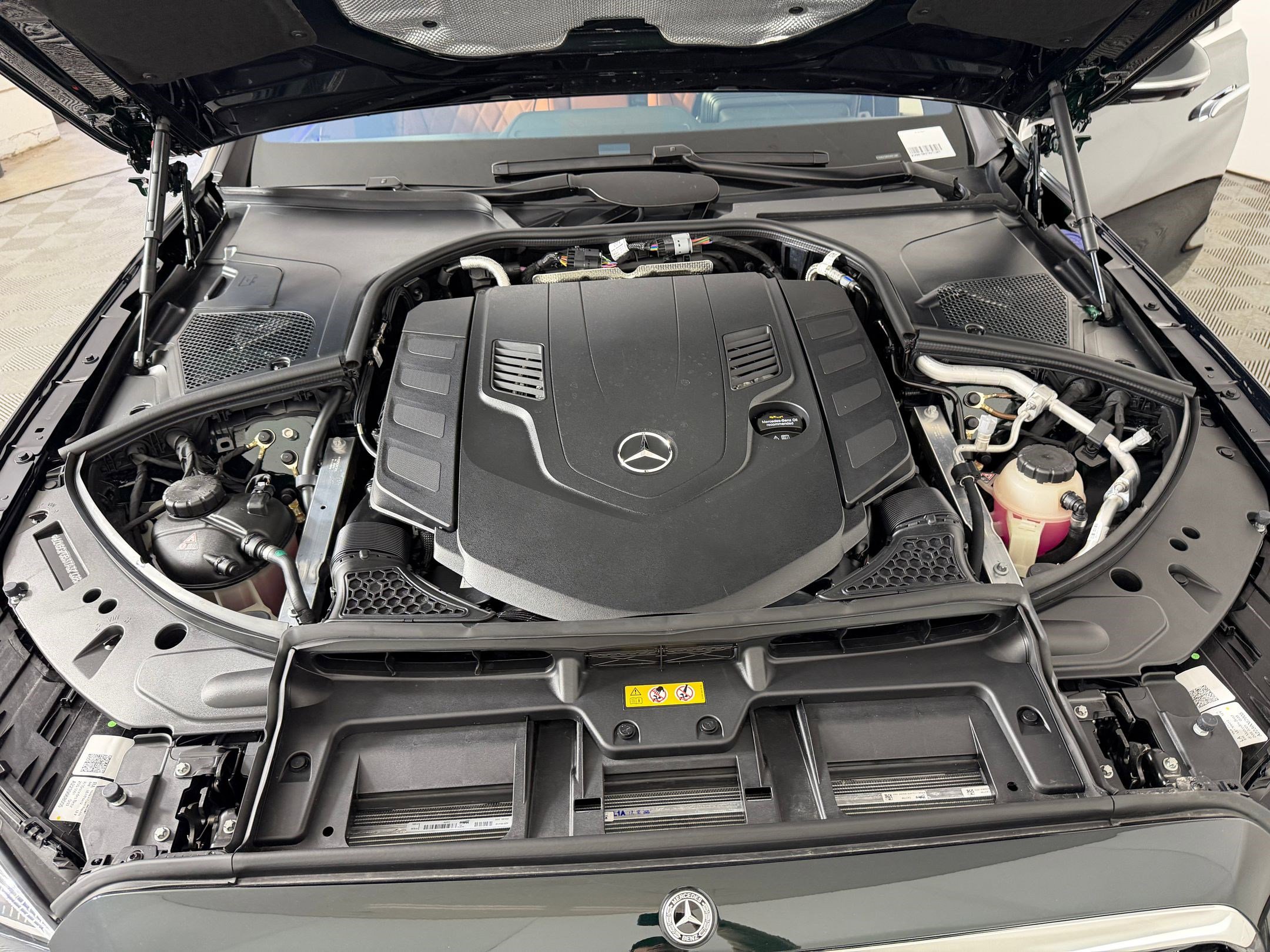 New 2026 Mercedes-Benz S 580 4MATIC Sedan image 32