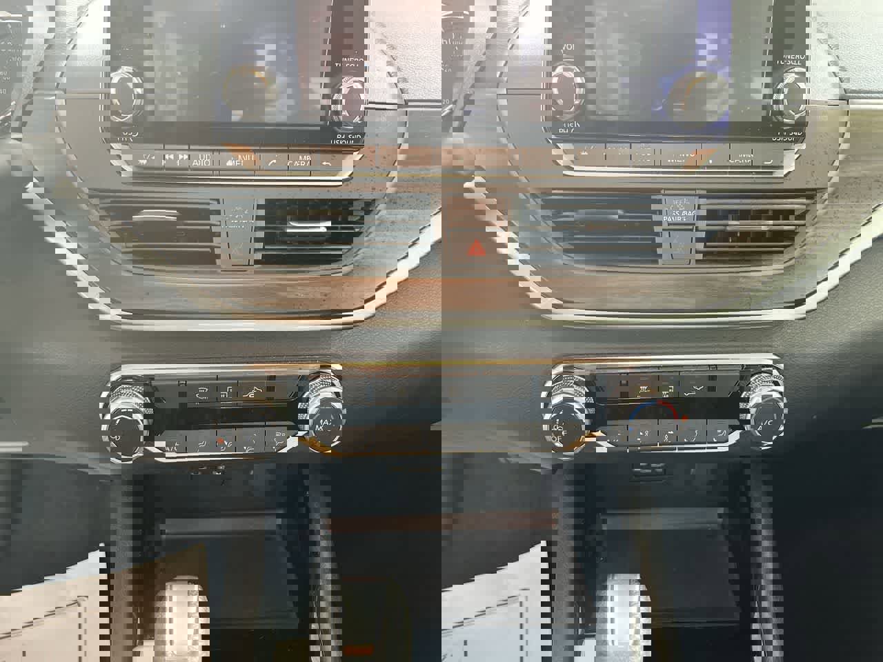 Used 2024 Nissan Altima 2.5 SV image 20