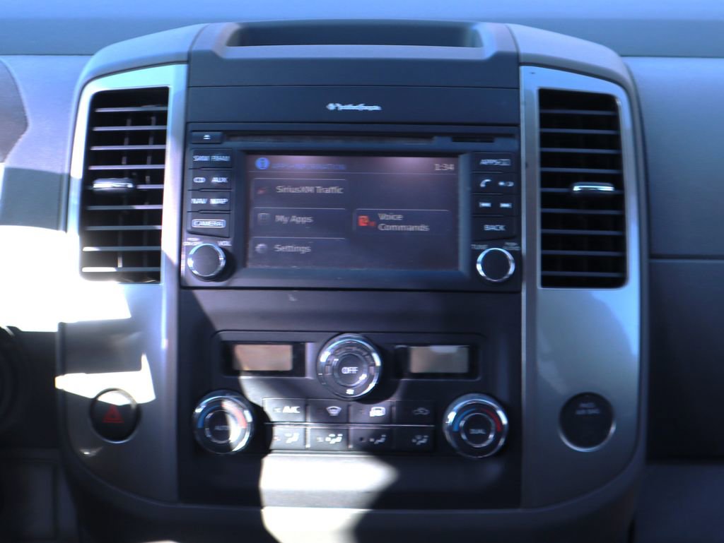 Used 2016 Nissan Frontier SL w/ Moonroof Package image 15