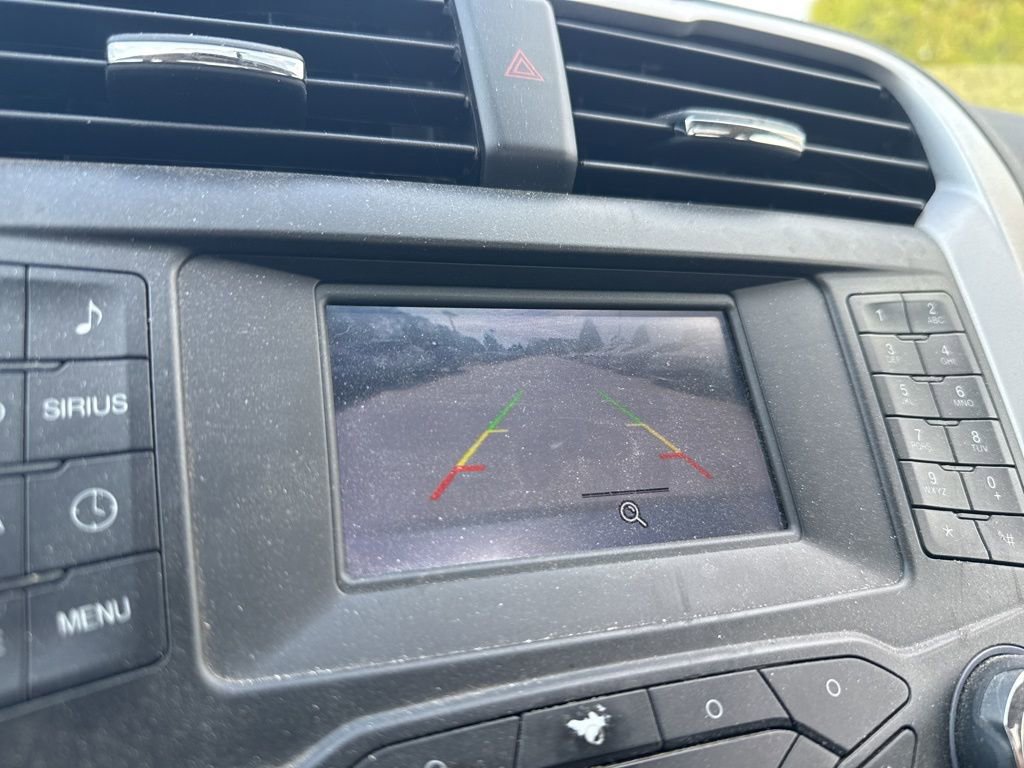 Used 2015 Ford Fusion SE w/ Equipment Group 201A image 12