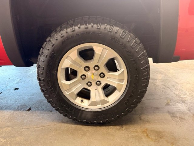 Used 2015 Chevrolet Silverado 1500 LT AWD/4WD image 7