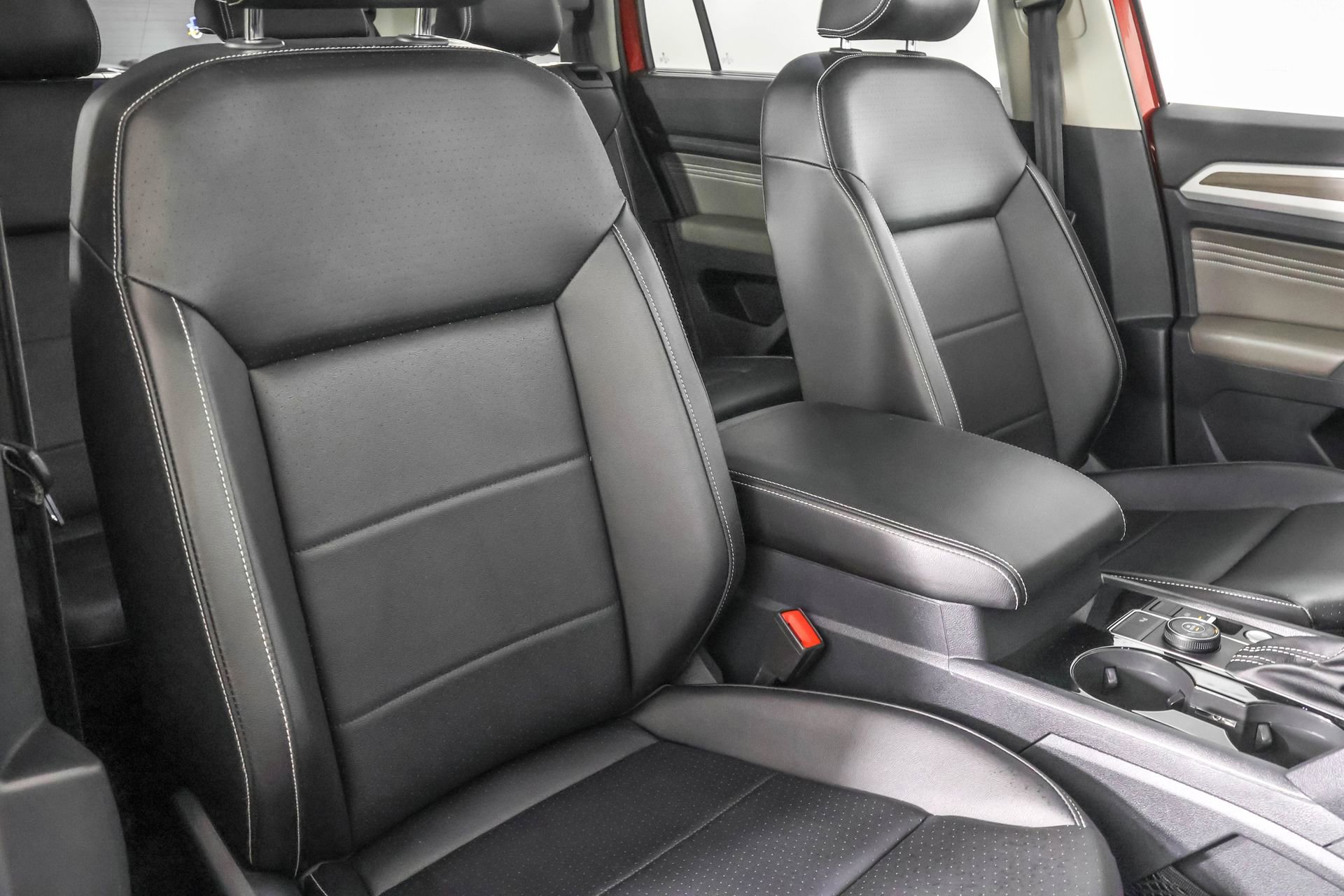 Certified 2022 Volkswagen Atlas SEL image 48