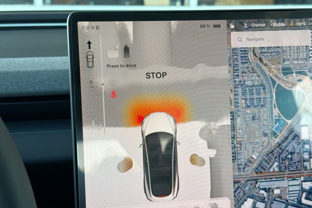 Used 2025 Tesla Model 3 Long Range AWD/4WD image 23