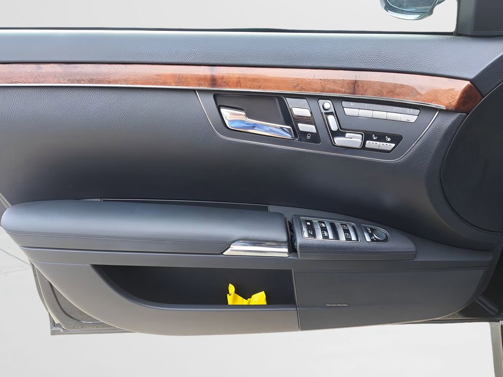 Used 2007 Mercedes-Benz S 550 image 14