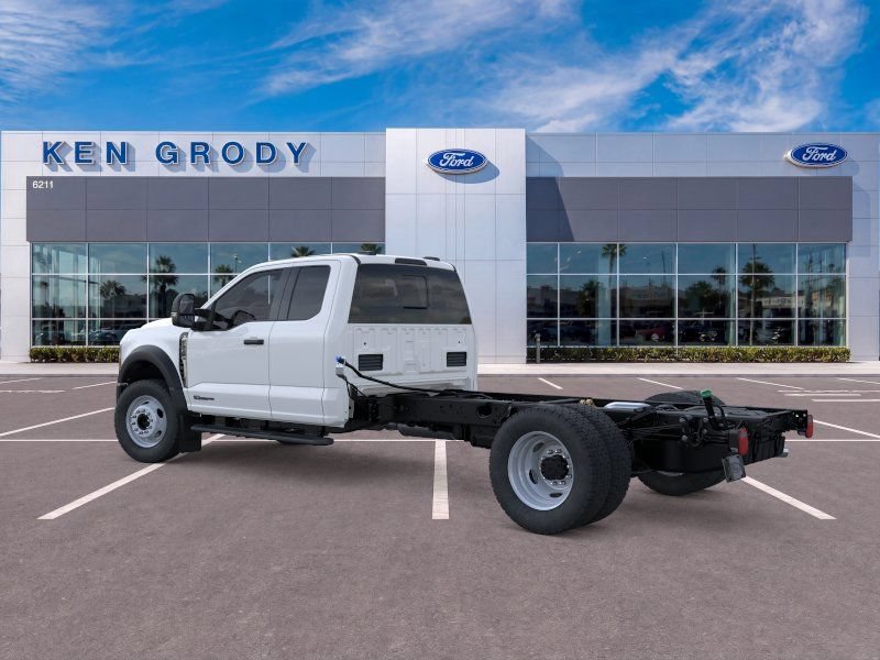 New 2026 Ford F550 4x4 Supercab Super Duty image 4
