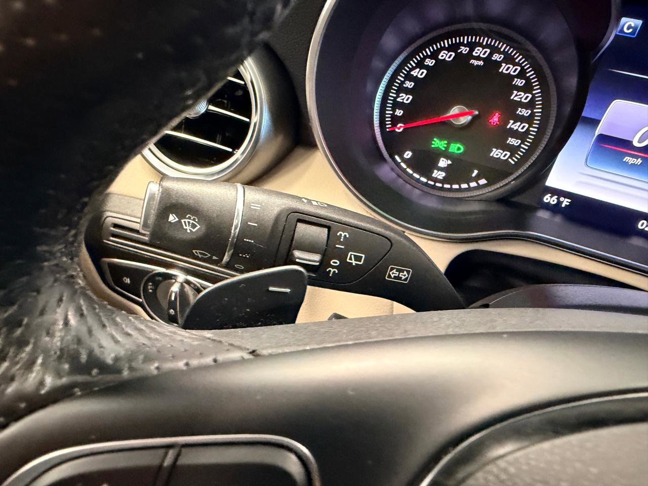 Used 2019 Mercedes-Benz GLC 300 4MATIC image 51