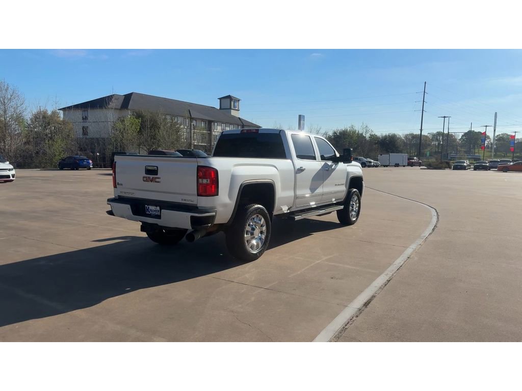 Used 2018 GMC Sierra 2500 Denali w/ Duramax Plus Package image 8