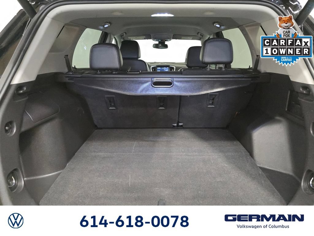 Used 2022 GMC Terrain SLT w/ Infotainment Package II AWD/4WD image 25