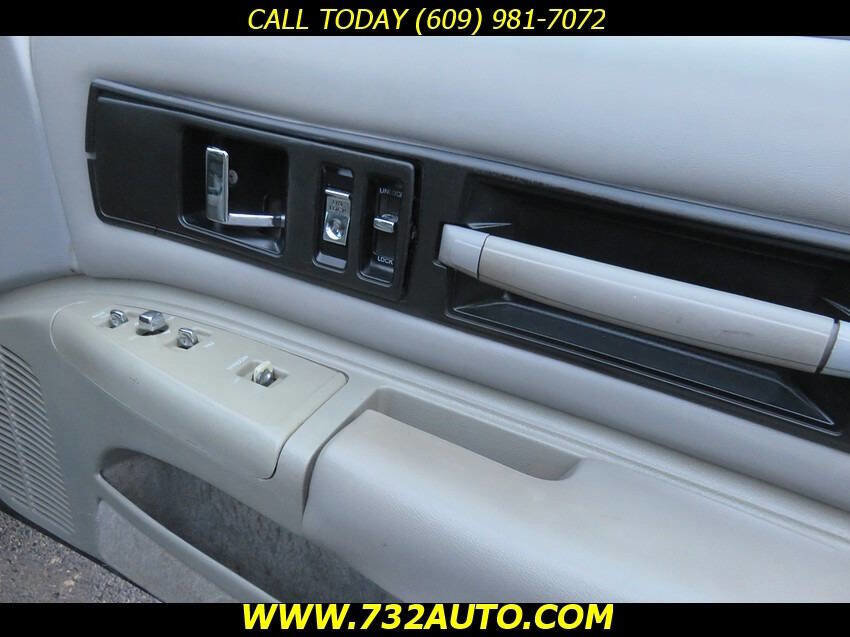 Used 1995 Chevrolet Impala SS image 19