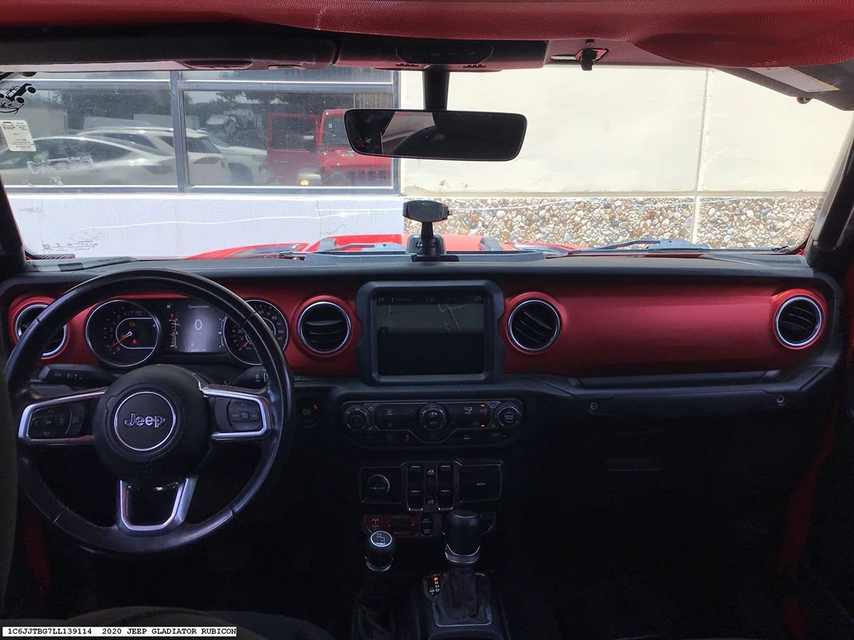 Used 2020 Jeep Gladiator Rubicon AWD/4WD image 12