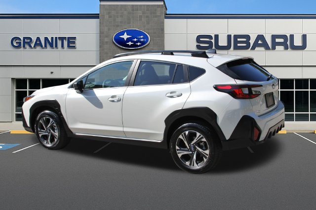 Used 2024 Subaru Crosstrek 2.0i Premium AWD/4WD image 8