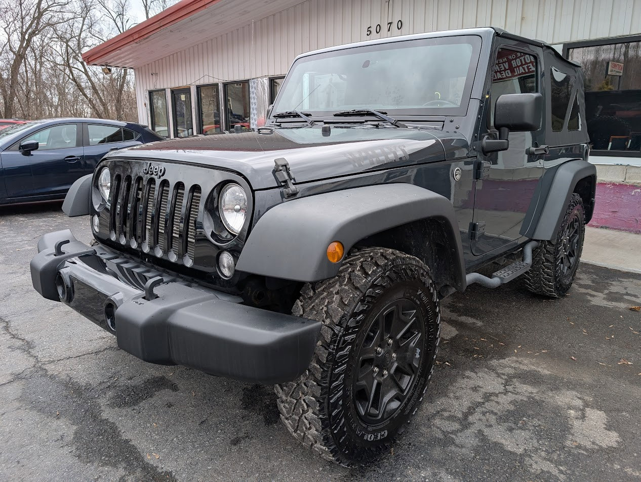 Used 2018 Jeep Wrangler Sport image 3