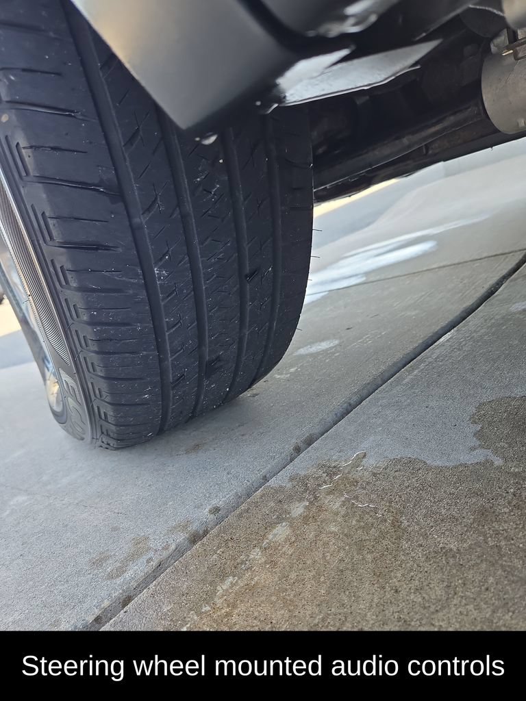 Used 2019 Honda CR-V EX-L image 10