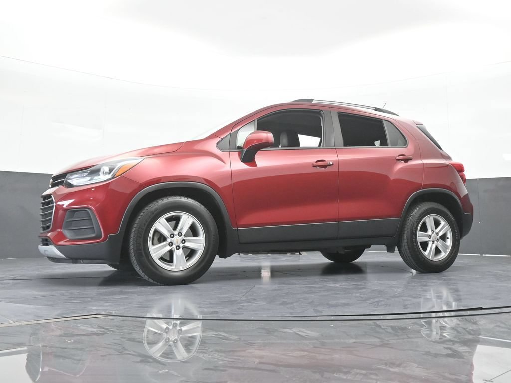 Used 2021 Chevrolet Trax LT w/ LT Convenience Package FWD image 53