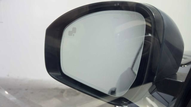 Used 2019 Land Rover Range Rover Sport HSE image 12