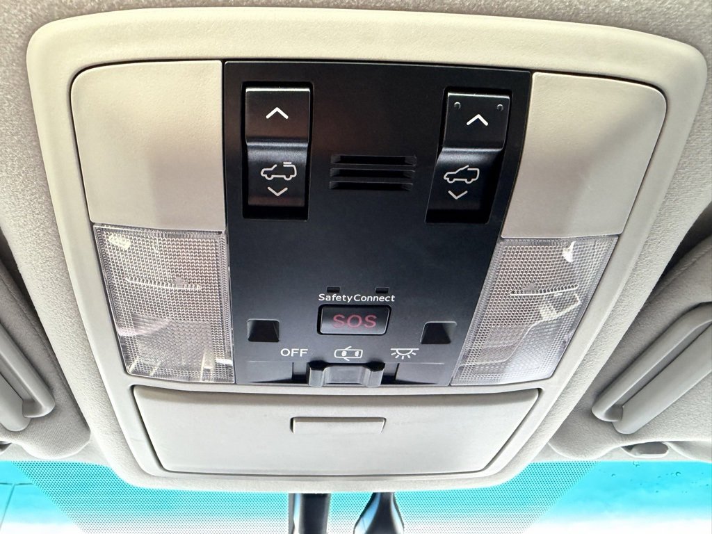 Used 2018 Lexus GX 460 image 19