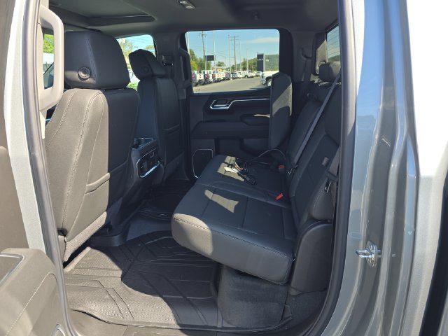 New 2026 GMC Sierra 1500 SLT w/ SLT Premium Package AWD/4WD image 11
