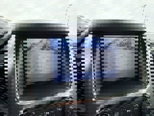 Used 2019 Chevrolet Suburban LT image 15