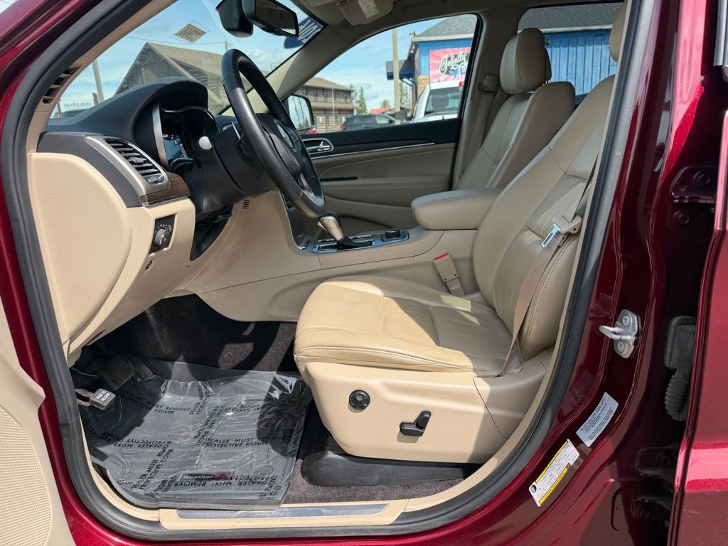 Used 2016 Jeep Grand Cherokee Limited w/ Trailer Tow Group IV image 14