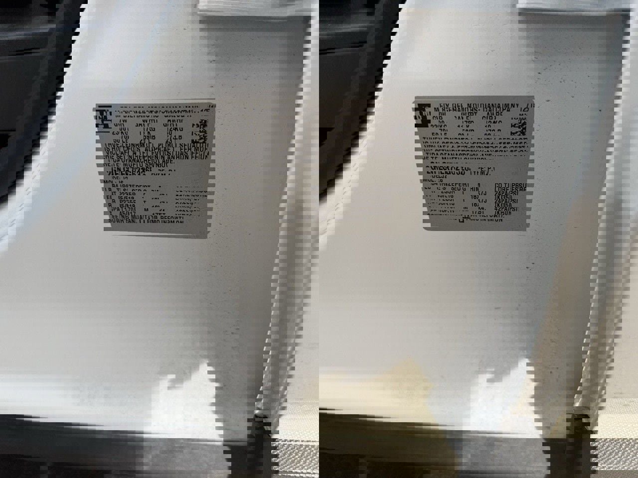 Used 2016 Chevrolet Equinox LTZ w/ Enhanced Convenience Package image 16