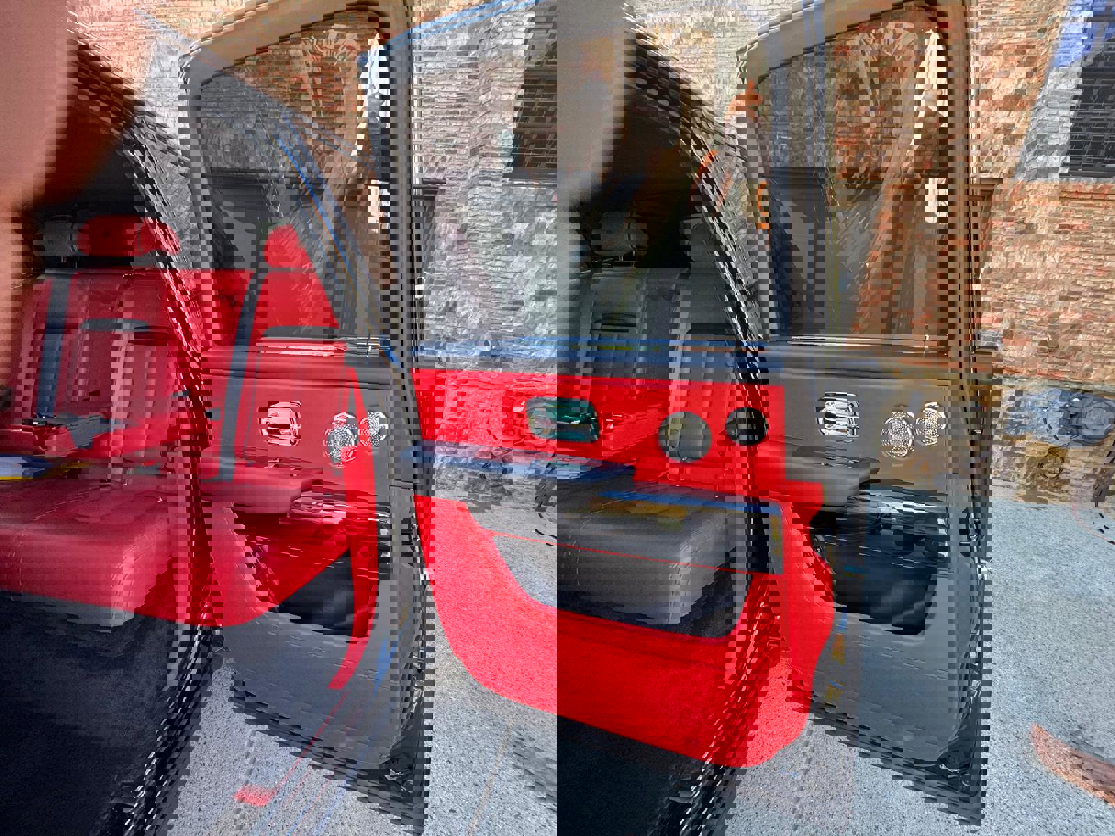 Used 2021 Rolls-Royce Cullinan image 27