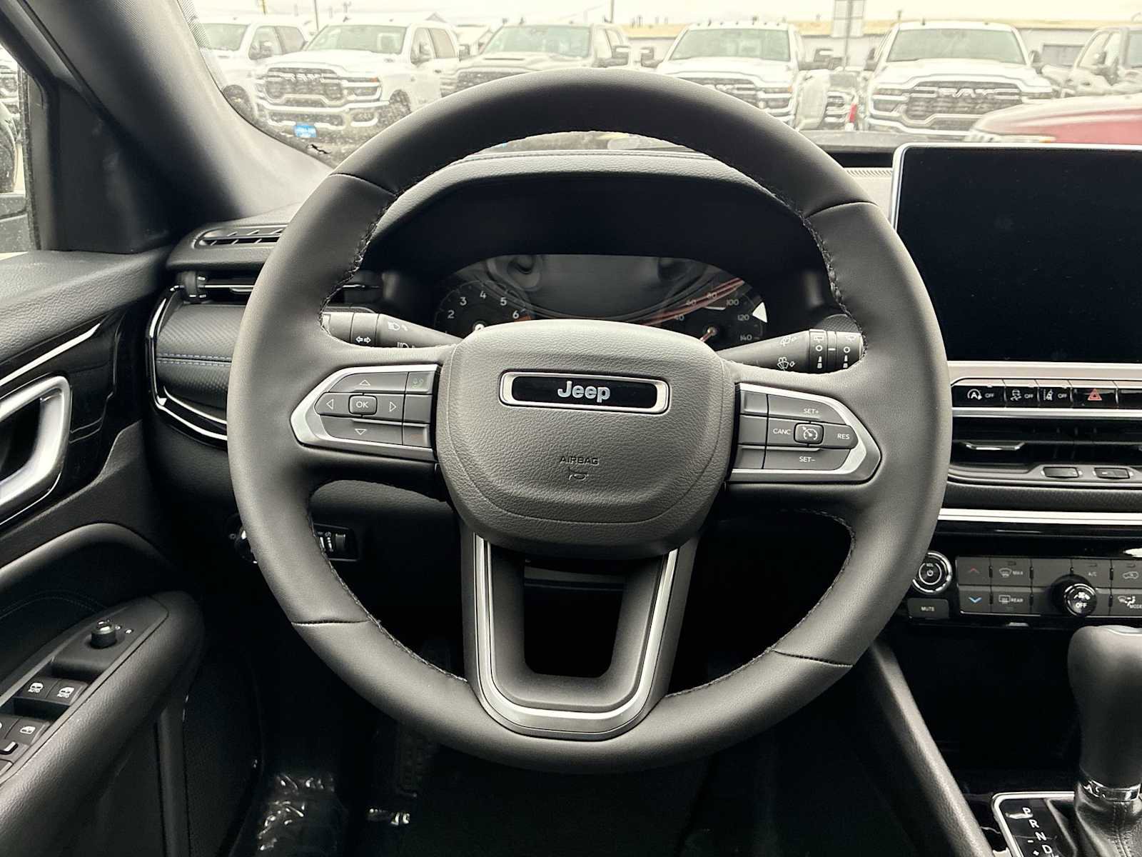 New 2026 Jeep Compass Latitude image 11