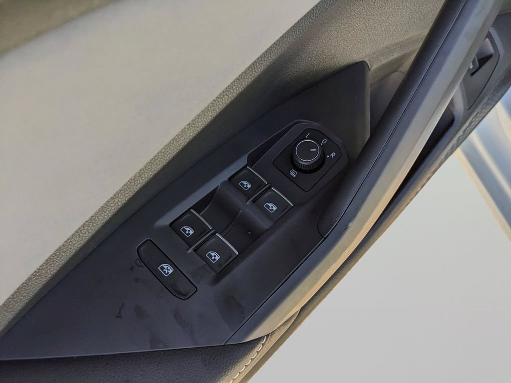 New 2026 Volkswagen Jetta SE FWD image 15