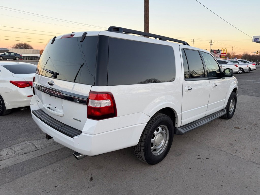 Used 2015 Ford Expedition EL XLT image 4