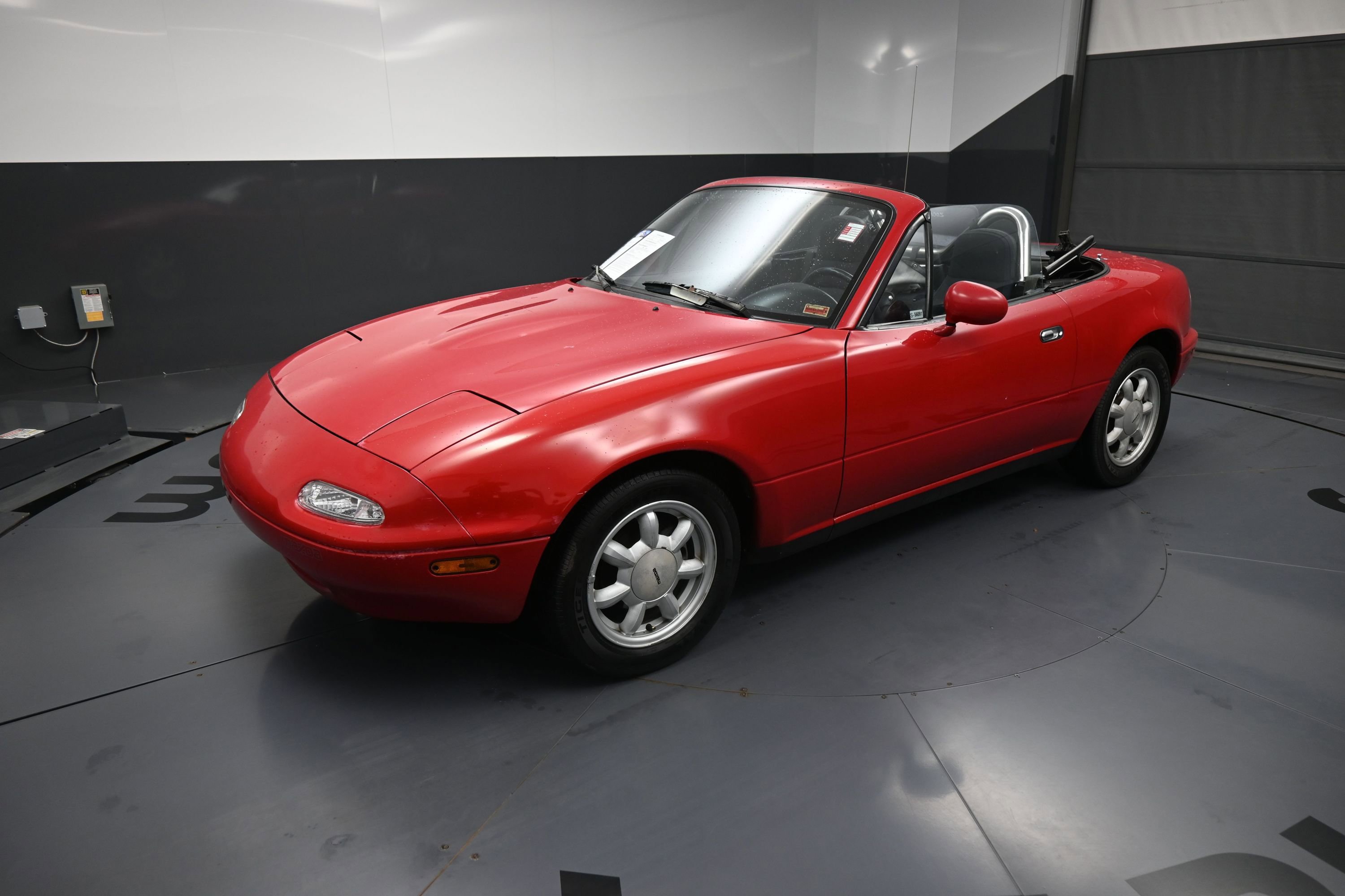 Used 1990 MAZDA MX-5 Miata RWD image 19