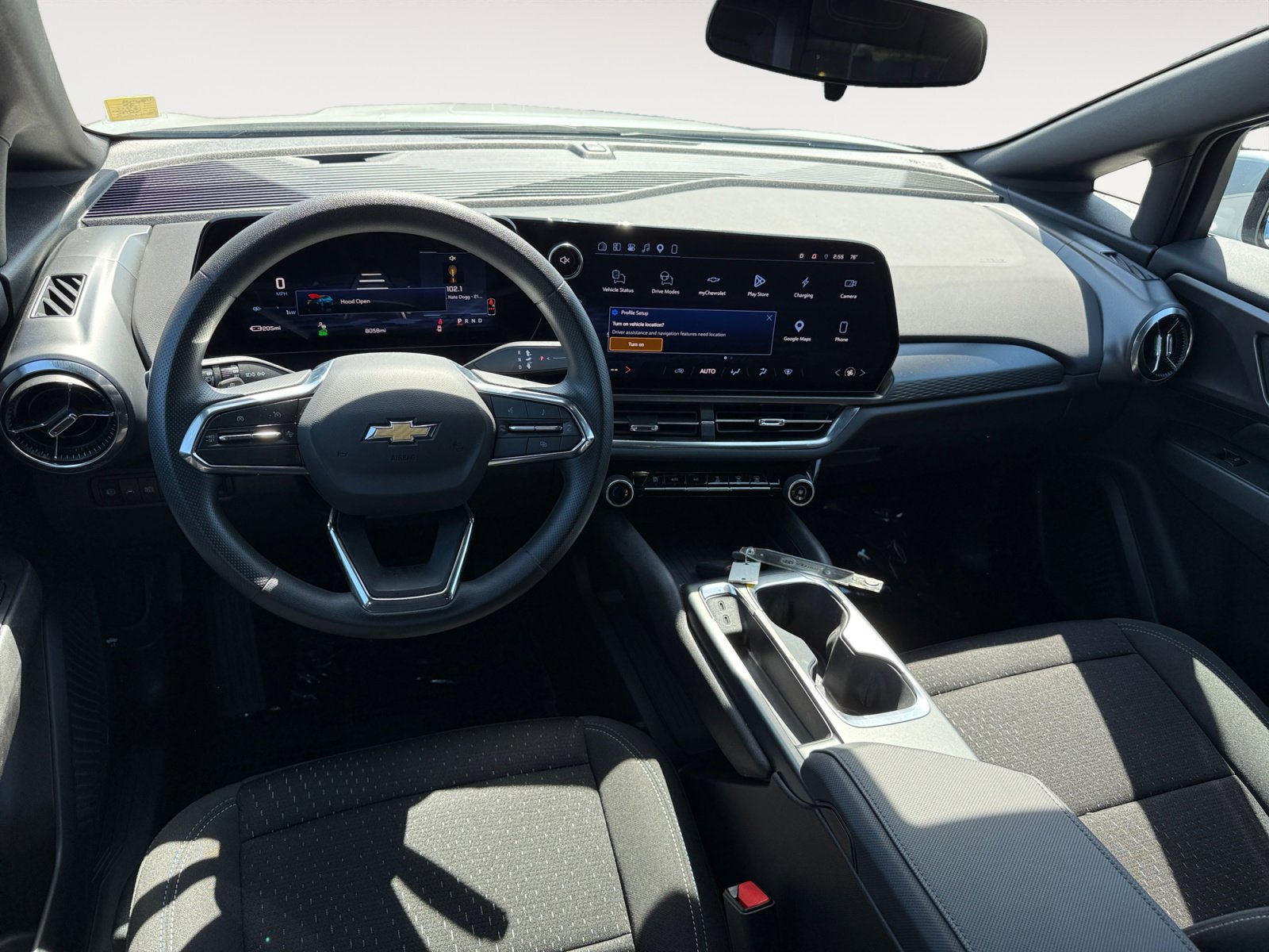 Used 2025 Chevrolet Equinox EV LT image 15
