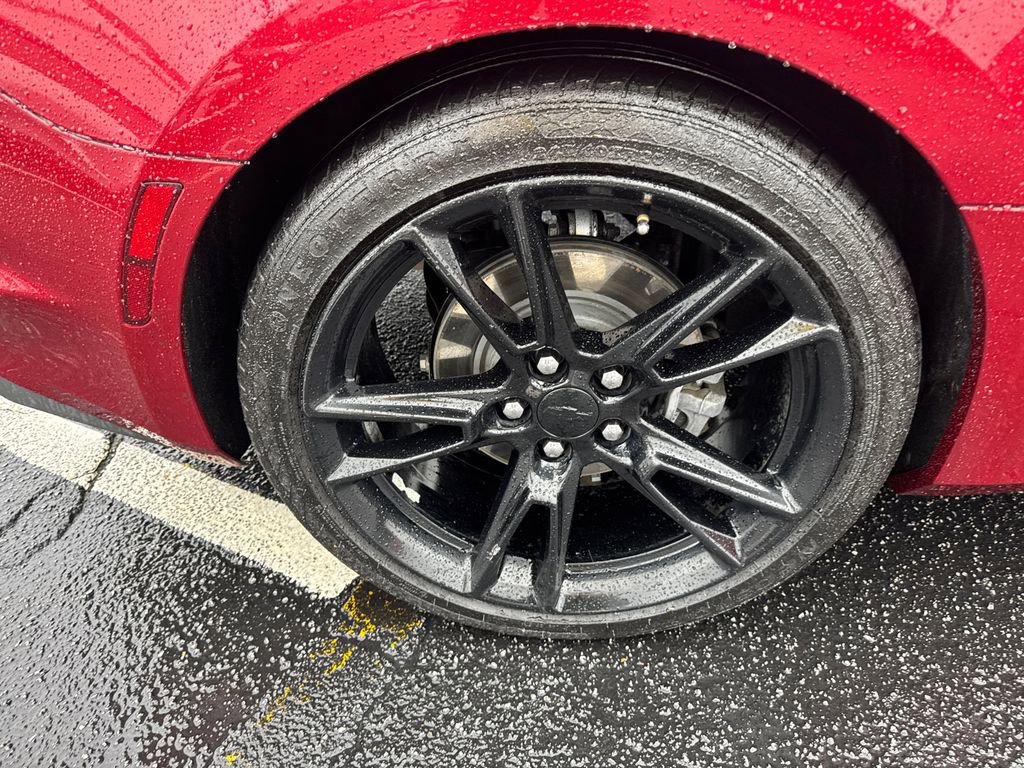 Used 2022 Chevrolet Camaro LT w/ RS Package image 16
