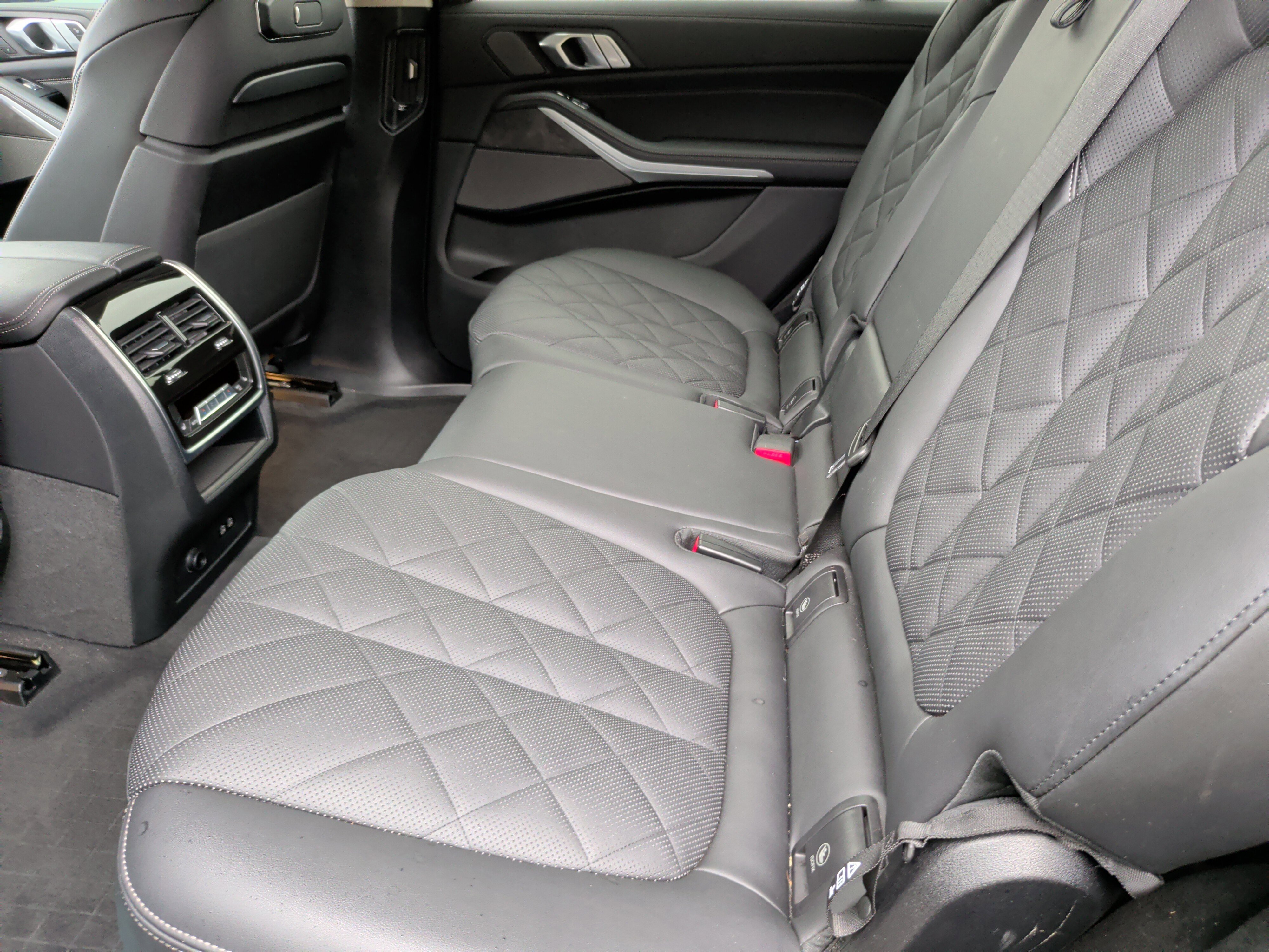 Certified 2024 BMW X7 xDrive40i image 36