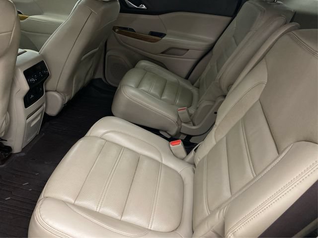 Used 2017 GMC Acadia Denali w/ Technology Package AWD/4WD image 11