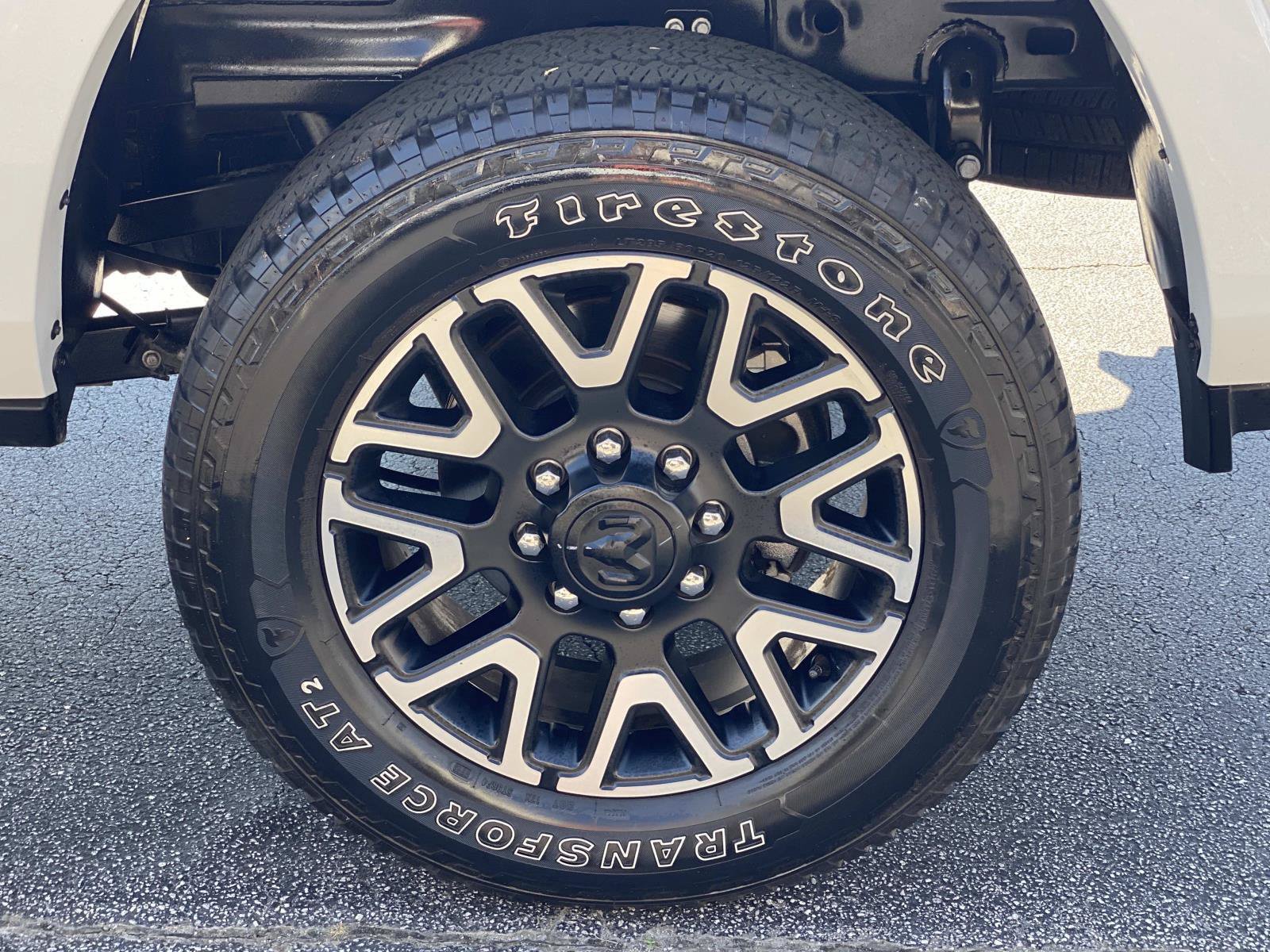 Used 2025 RAM 2500 Limited AWD/4WD image 17
