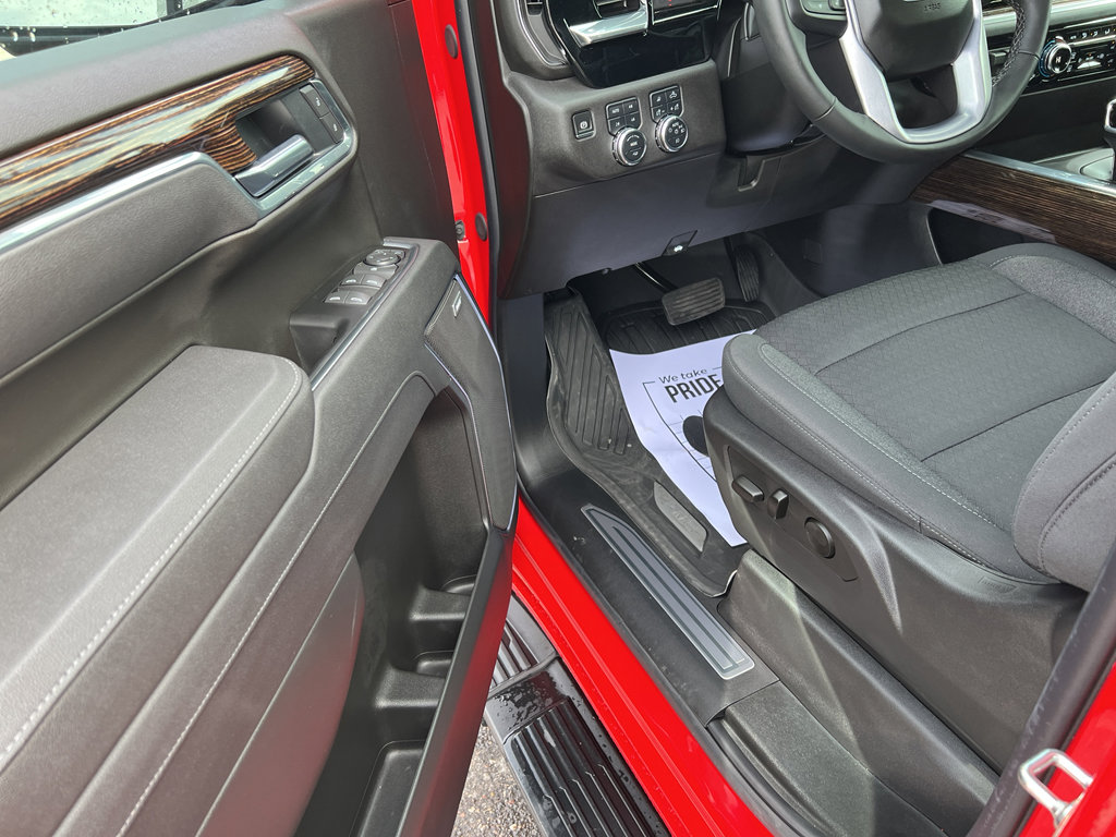 New 2025 GMC Sierra 1500 Elevation image 40