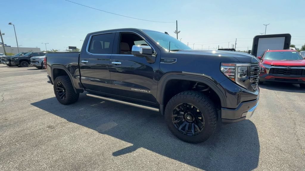 Used 2023 GMC Sierra 1500 Denali Ultimate AWD/4WD image 2