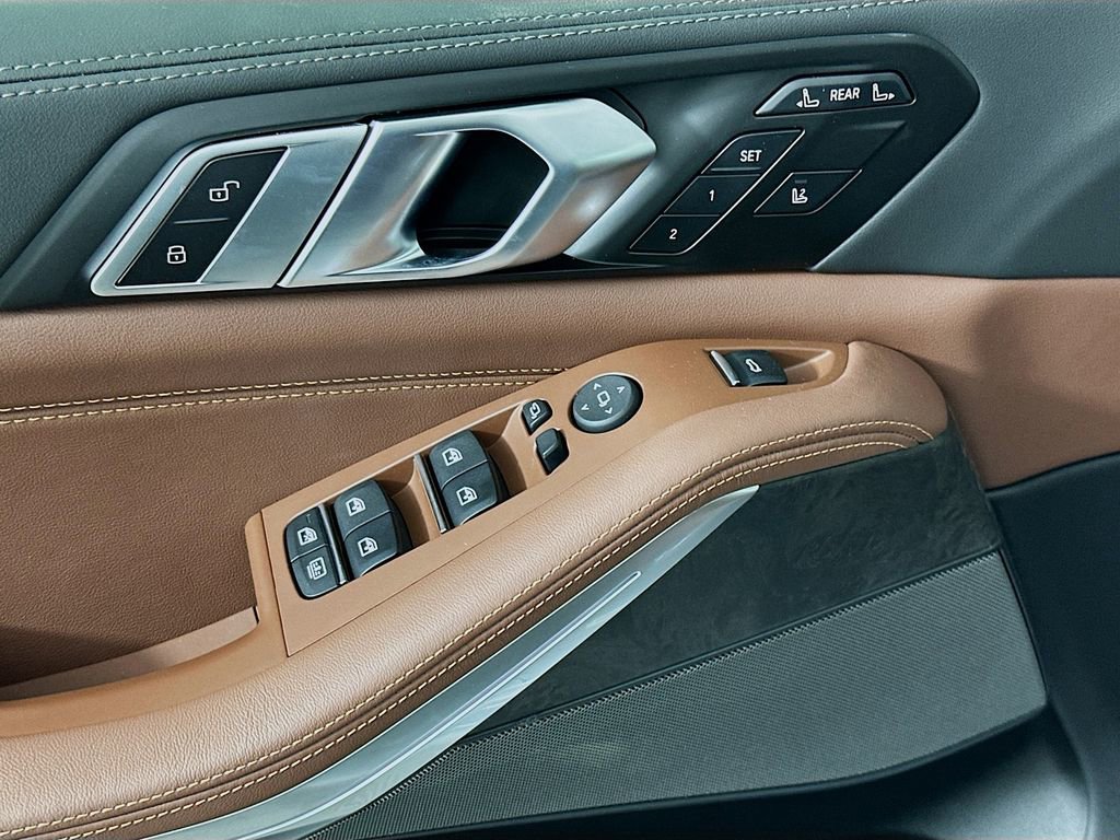 New 2026 BMW X7 M60i image 20