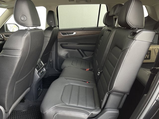 New 2026 Volkswagen Atlas SEL image 28