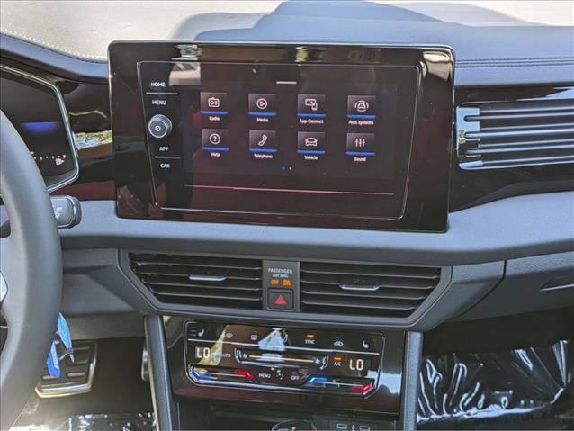 Used 2025 Volkswagen Jetta Sport image 14