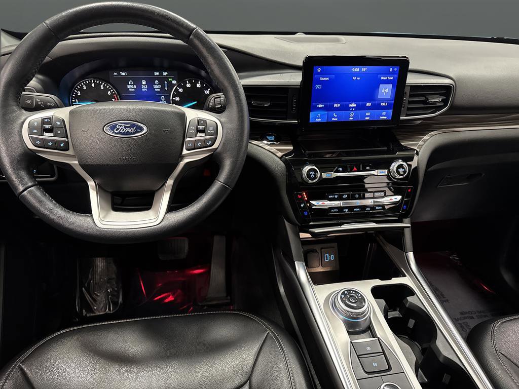 Used 2023 Ford Explorer Limited image 5
