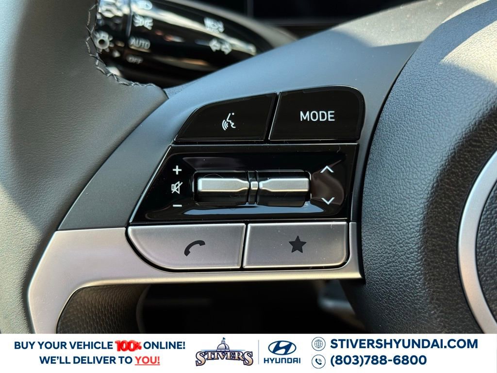 Certified 2025 Hyundai Elantra Limited image 31