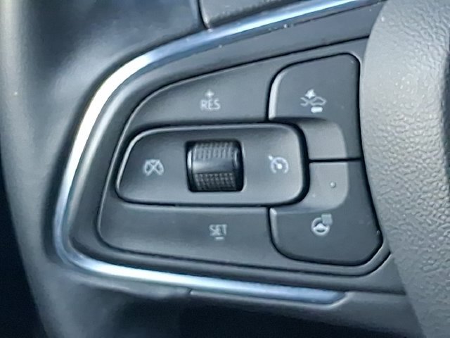 Used 2024 Buick Envista Sport Touring w/ Convenience I Package FWD image 9