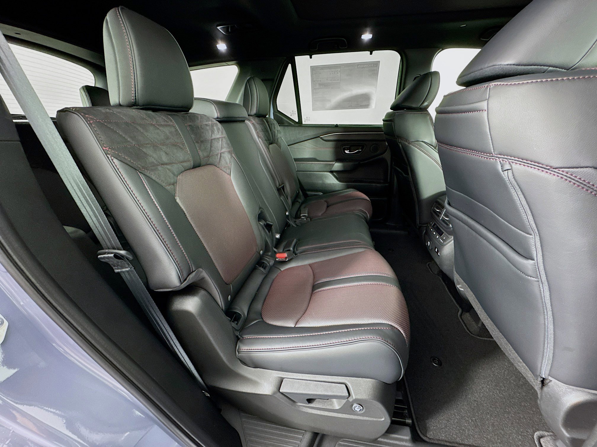 New 2026 Honda Pilot Black Edition image 30