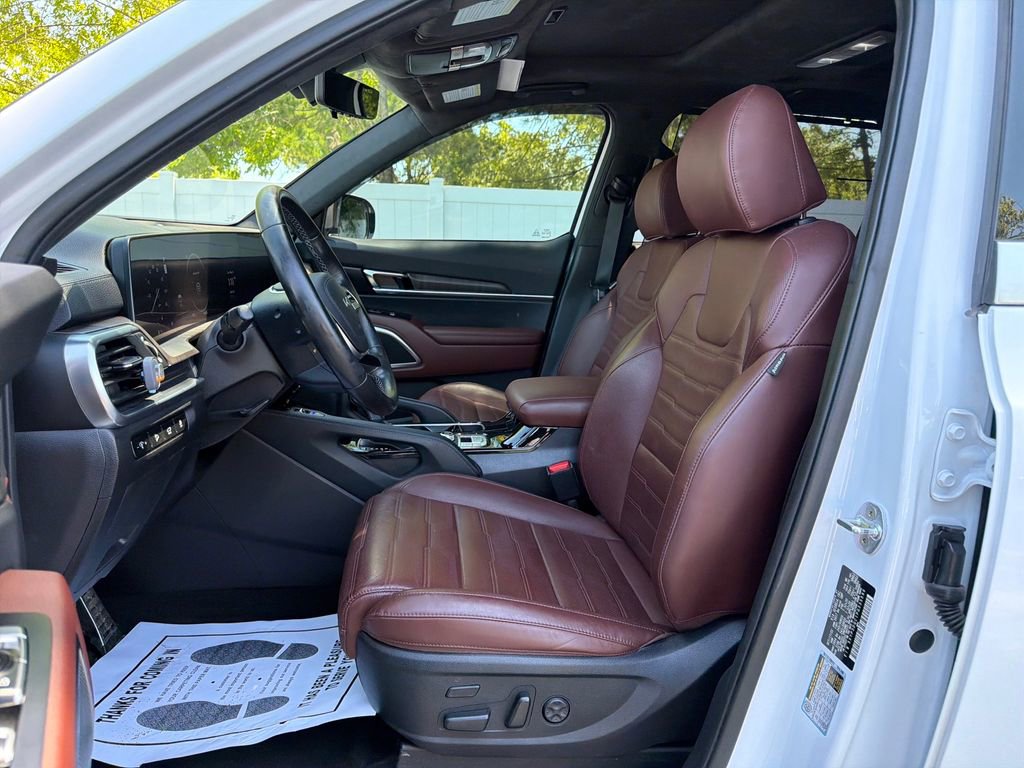 Used 2023 Kia Telluride SX Prestige AWD/4WD image 10