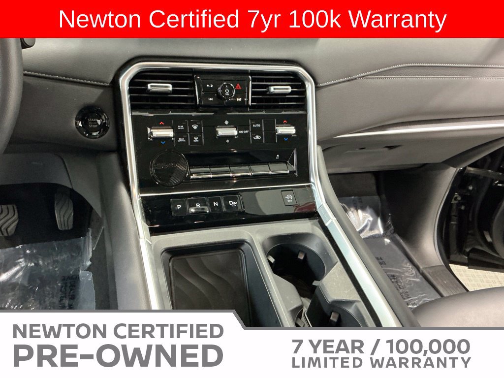 Used 2025 Nissan Armada SV RWD image 14