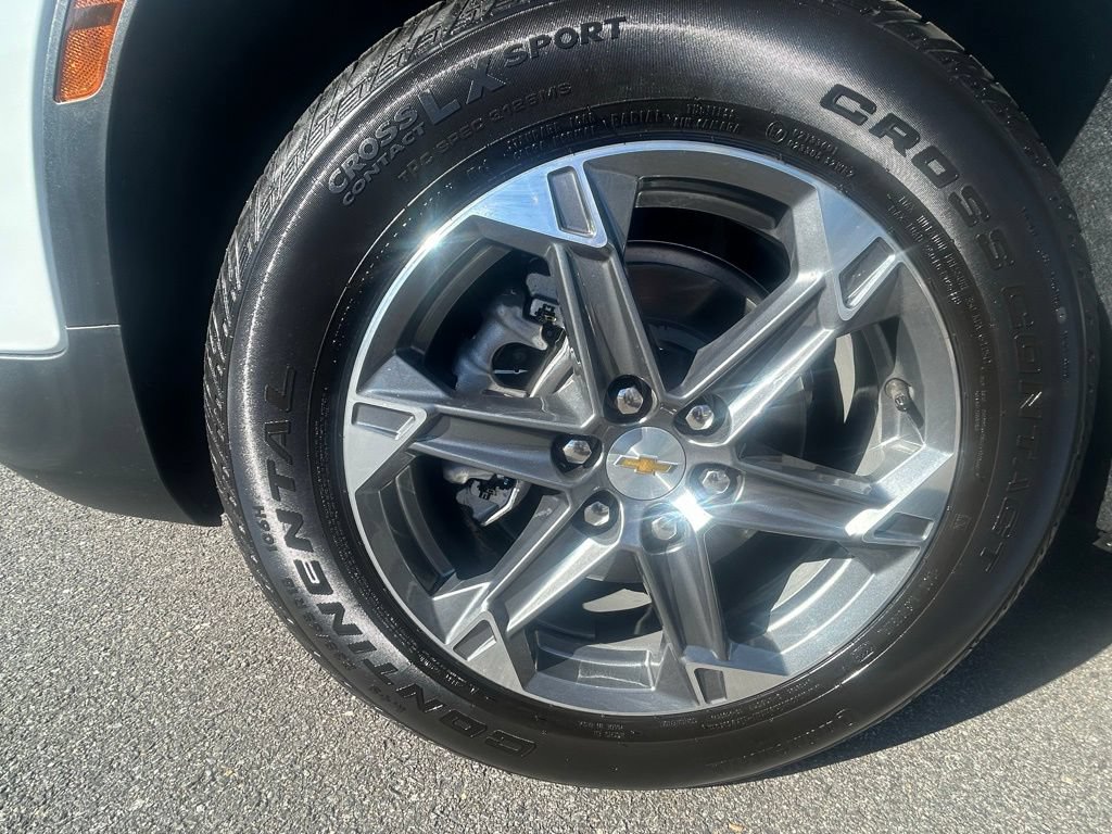 New 2025 Chevrolet Blazer LT FWD image 15
