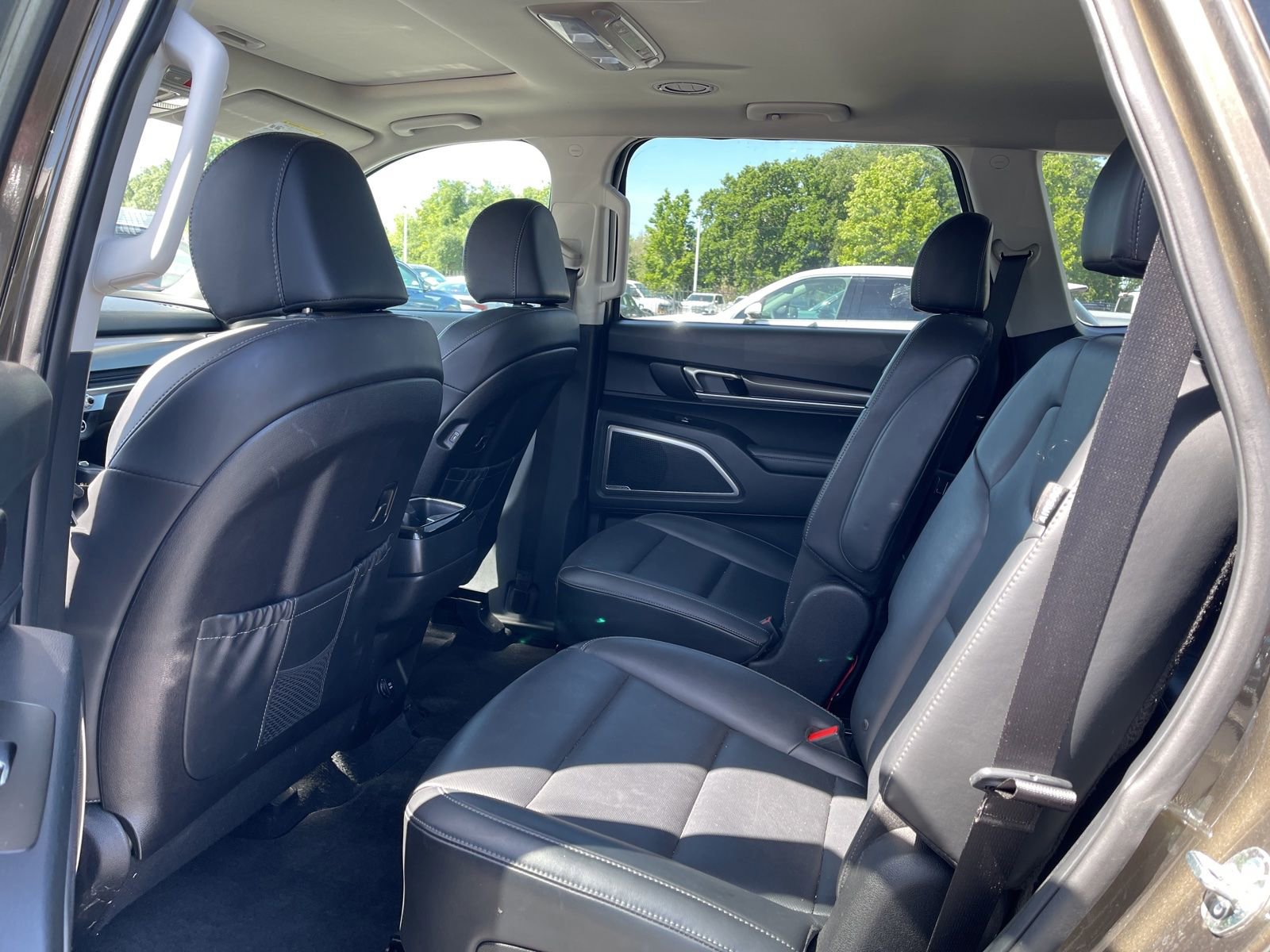 Certified 2025 Kia Telluride S image 4