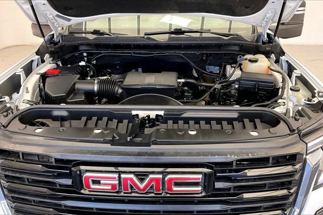 Used 2024 GMC Sierra 2500 Pro w/ Convenience Package AWD/4WD image 9