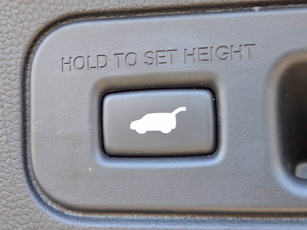 Certified 2025 Honda Pilot Elite image 33